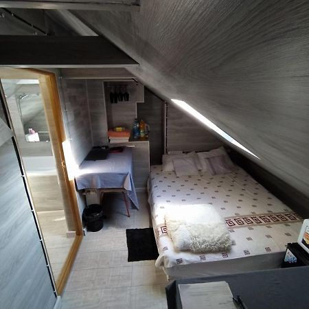 Ismail&Stefan Cel Mare Red Apartment Chisinau Ngoại thất bức ảnh